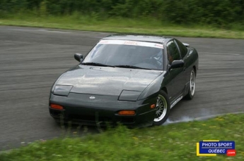 Drift Mania à la piste de Sainte-Croix à Québec